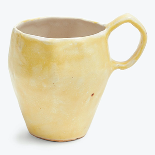 yellow mug