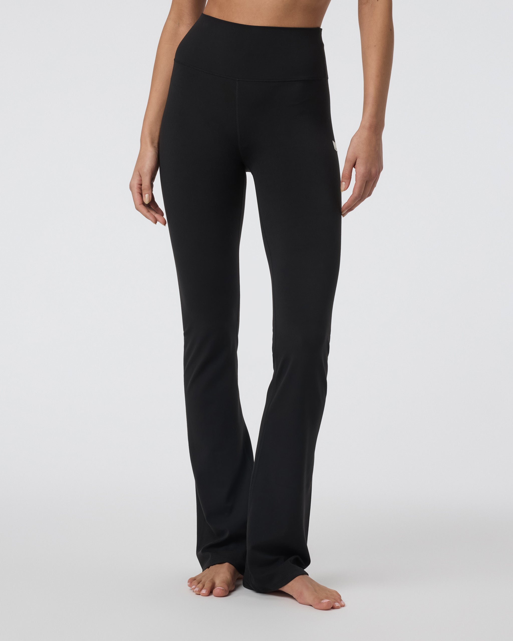 Vuori Allthefeels&amp;trade; Slim Flare - Long - Black - Xxs
