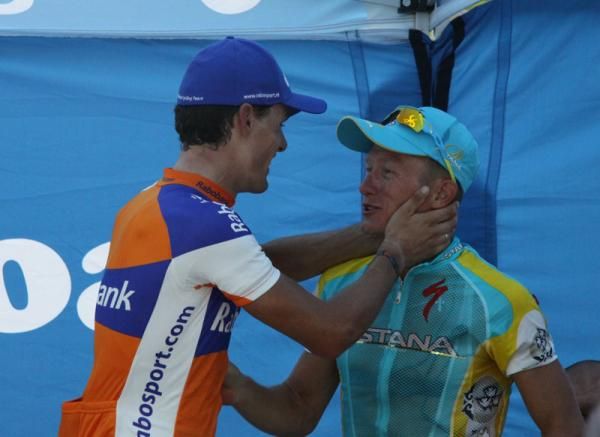 Luis Leon Sanchez (Rabobank) and Alexander Vinokourov (Astana) at the 2012 Clasica de San Sebastian