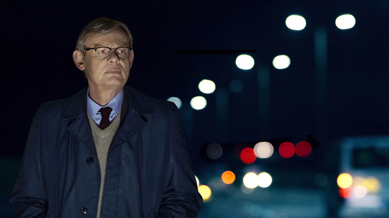 Manhunt true story explained. Seen here is Martin Clunes as DCI Colin Sutton in Manhunt