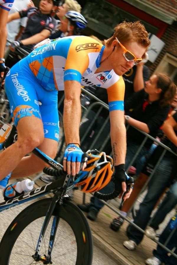 Tyler Farrar (Garmin-Transitions) wearing his famous sunglasses.
