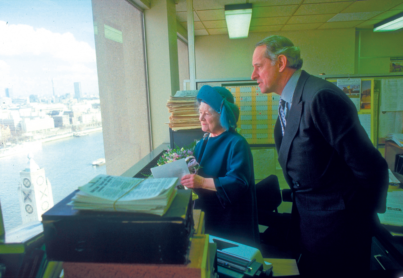 The Queen Mother and Michael Clayton in the Horse &amp;amp; Hound office