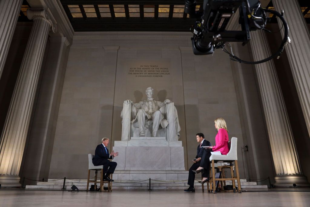 Trump at the Lincoln Memorial