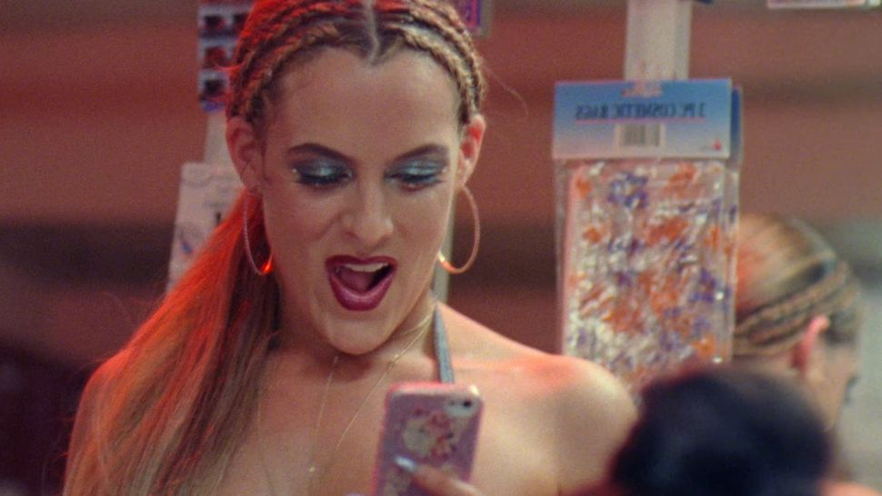 Daisy Jones And The Six Premiere Date, Trailer And Other Things We