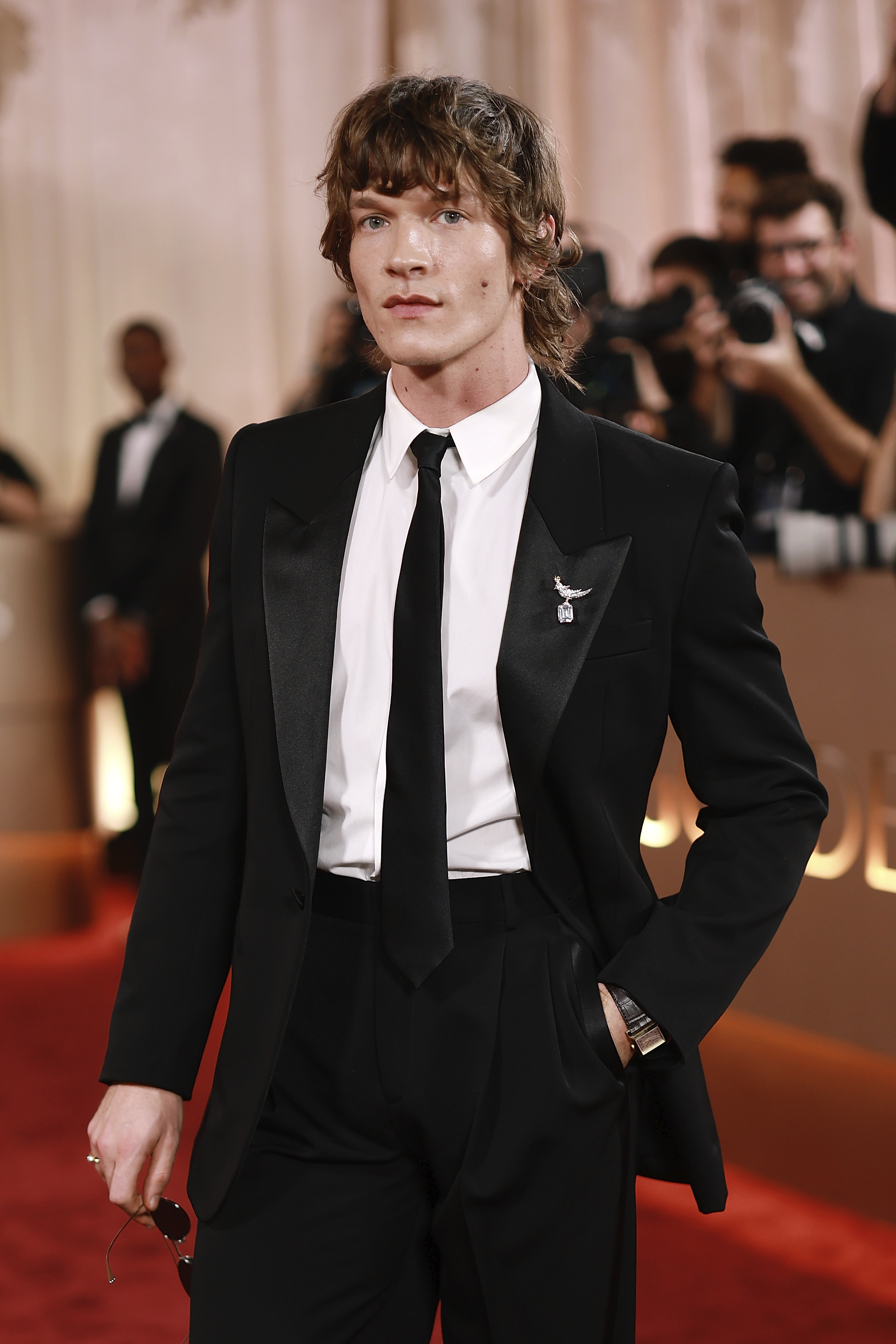 Connor Storrie on the Golden Globes 2026 red carpet.