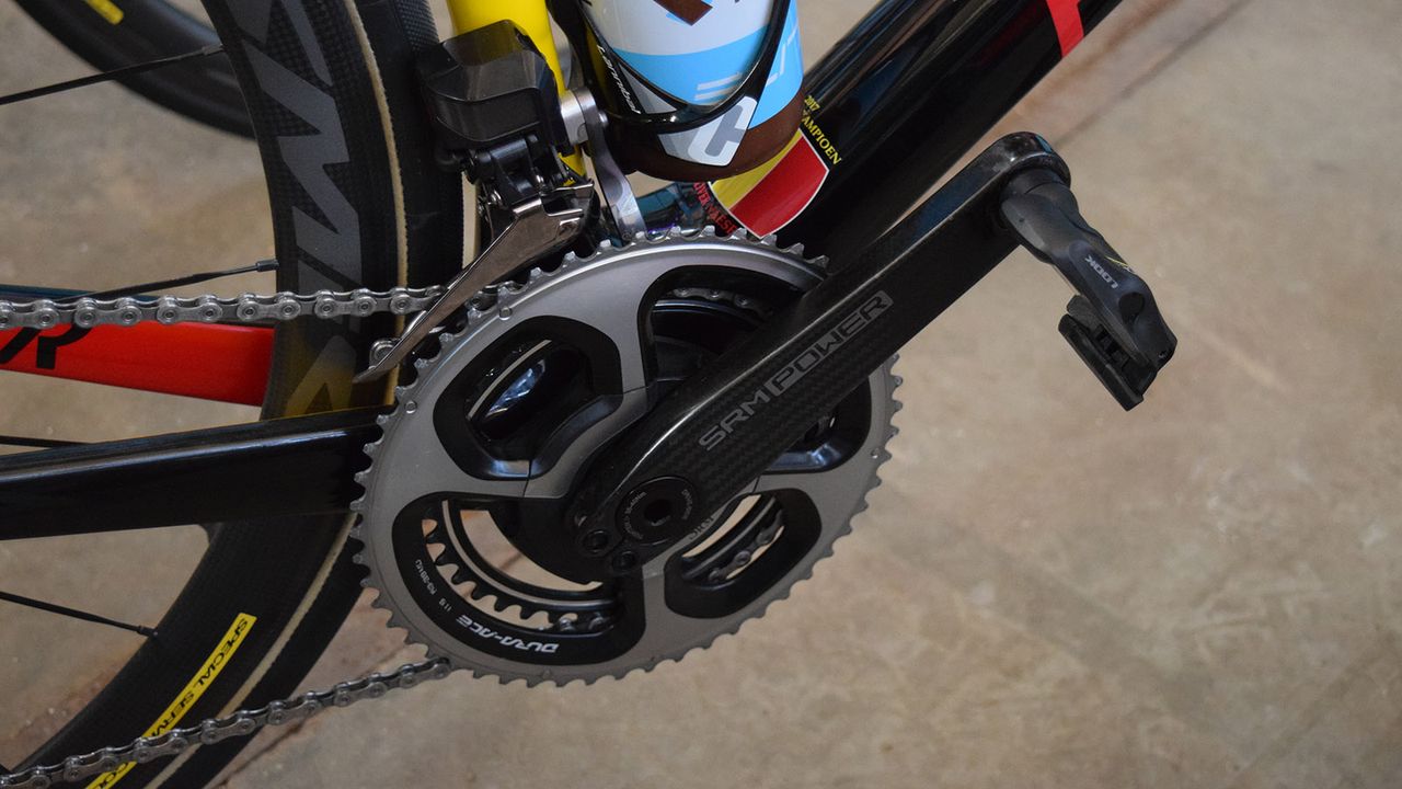 AG2R La Mondiale use SRM's Origin crankset, equipped with Shimano Dura-Ace 9000 series chainrings