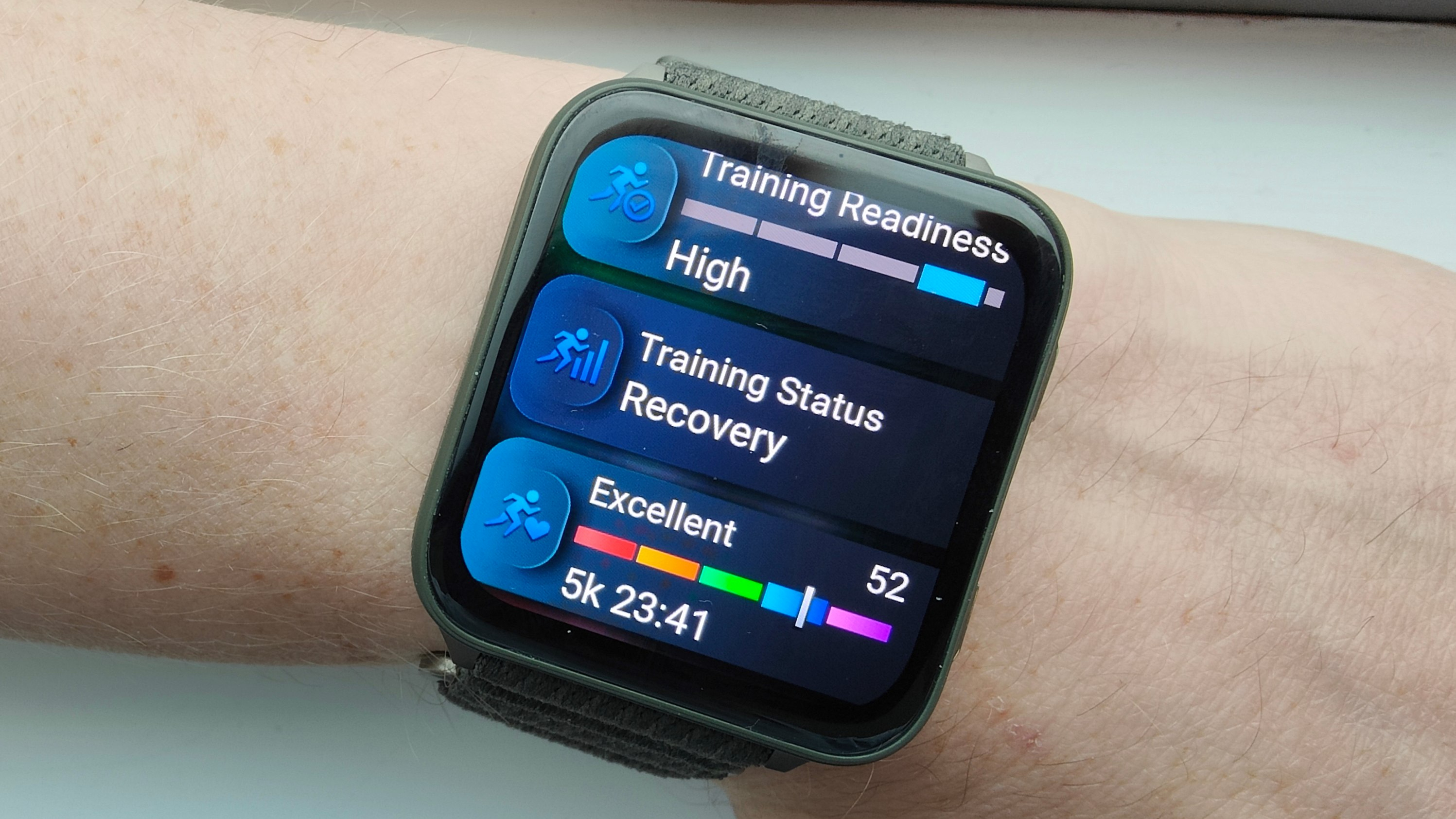 A Garmin Venu X1 being worn on a wrist