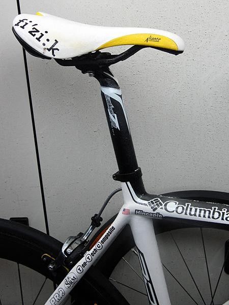 Many riders opted for the standard seatpost instead of the integrated one, saying it provided a comfier ride over the cobbles.