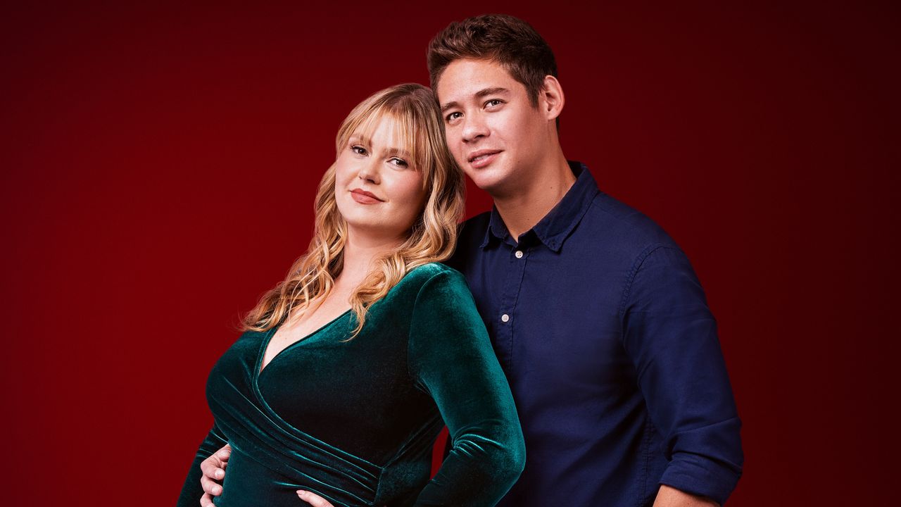Jessica and Juan in 90 Day Fianc&eacute; season 11 key art