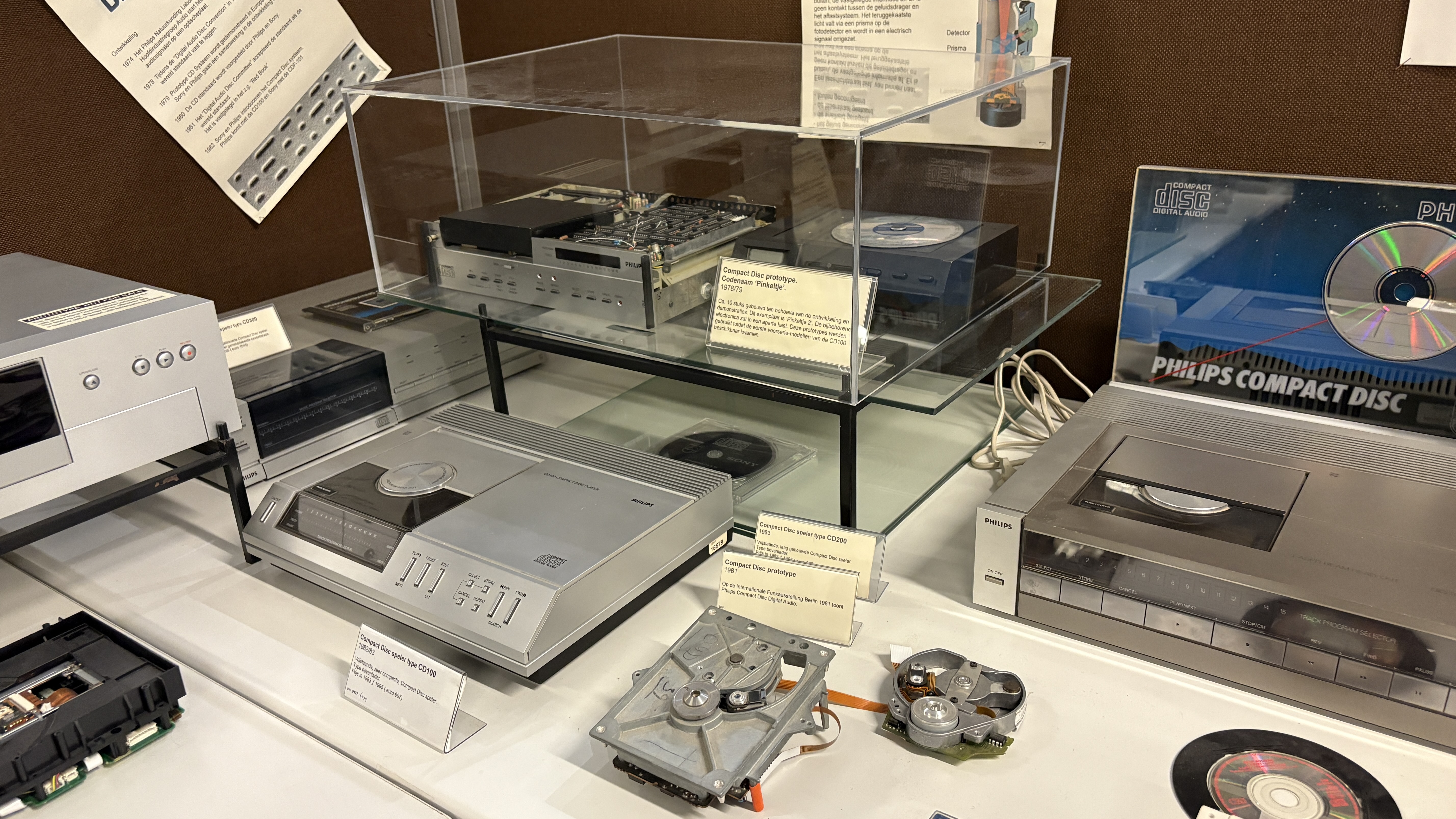First prototype of Philips CD player and CD100