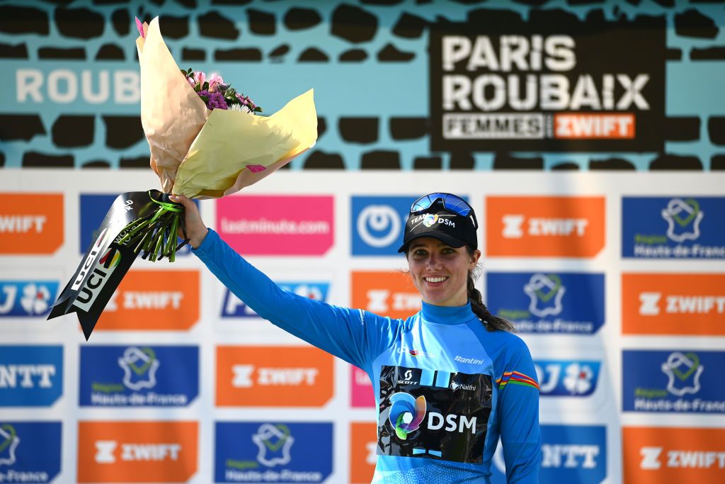 British Champion Pfeiffer Georgi (Team DSM) wears the WWT youth leader&#039;s jersey at Paris-Roubaix Femmes