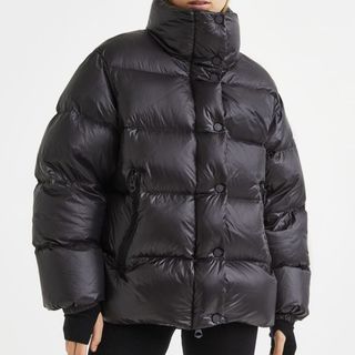 puffer jacket in black