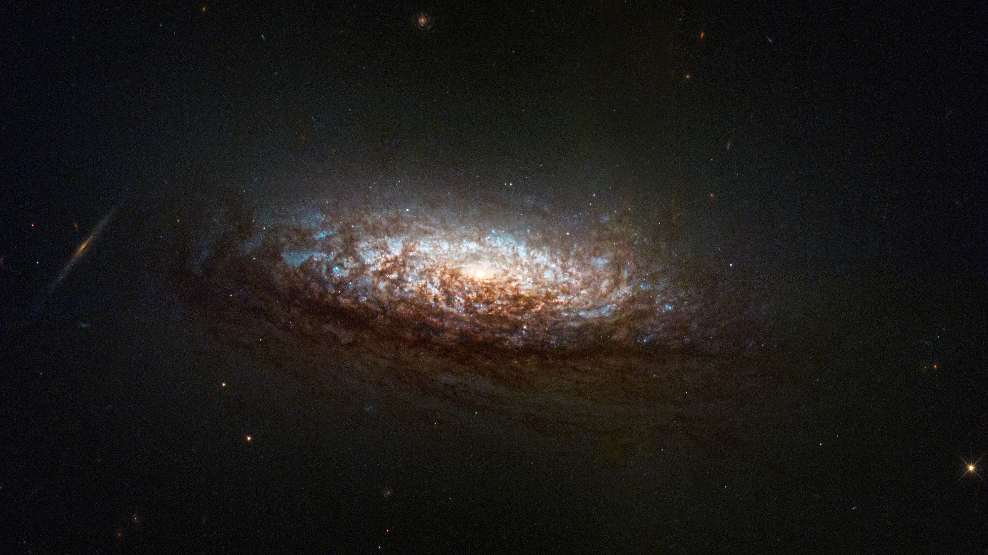 Hubble Telescope bounces back with glorious galaxy pic in ‘1-gyroscope mode’ Space