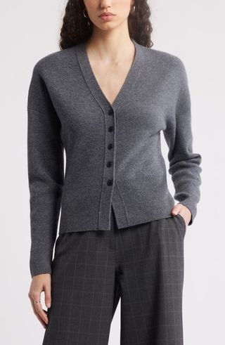 Wool 
Cashmere V-Neck Sweater