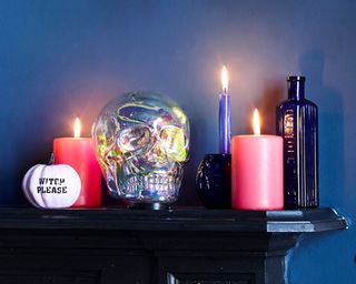 halloween decorations on a mantelpiece