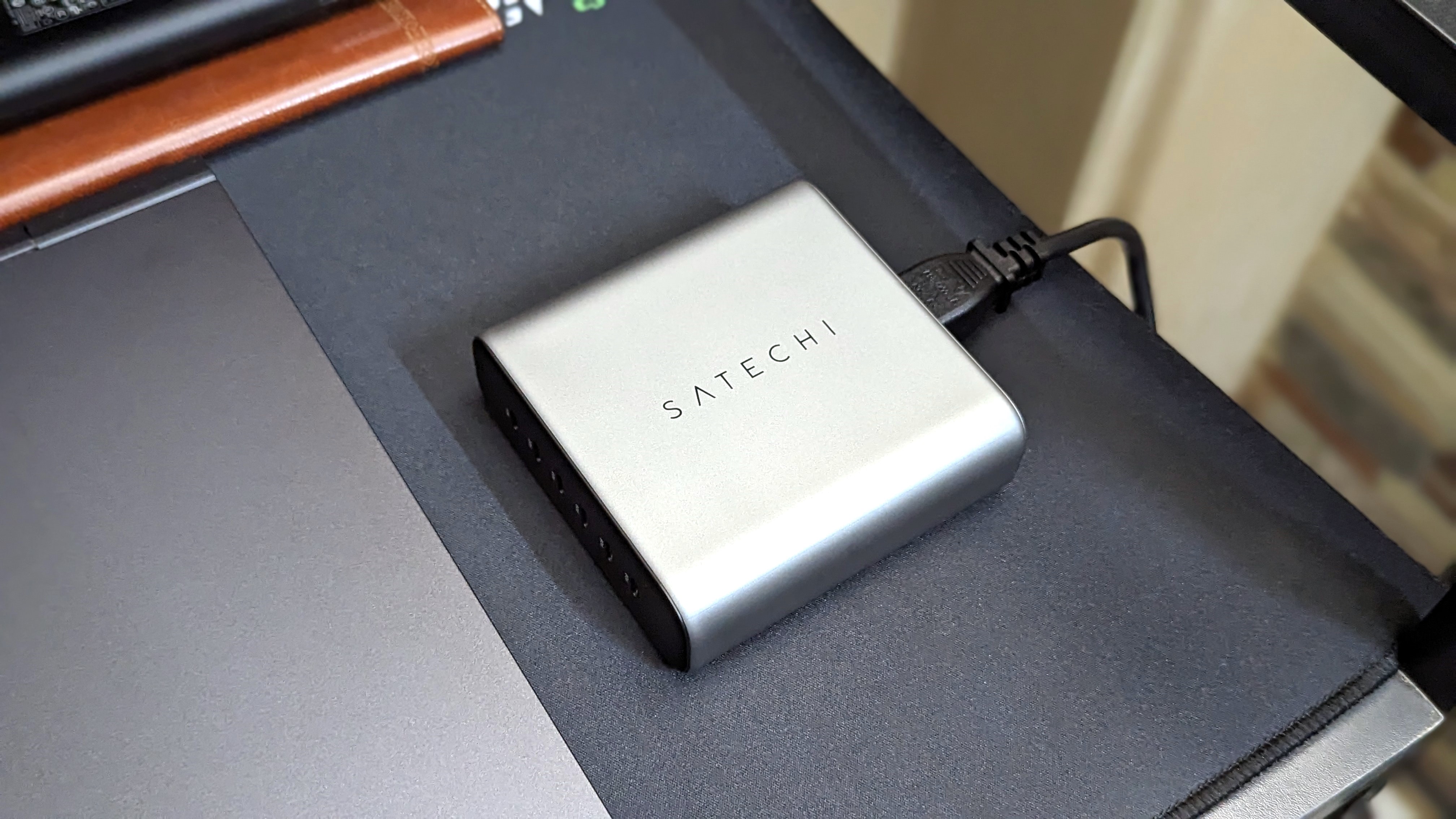 Satechi 200W 6-port USB-C GaN charger