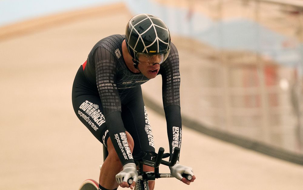 Dutch cyclist Thomas Dekker reacts at he end of the UCI world hour record attempt at the bicentennial velodrome in Aguascalientes.