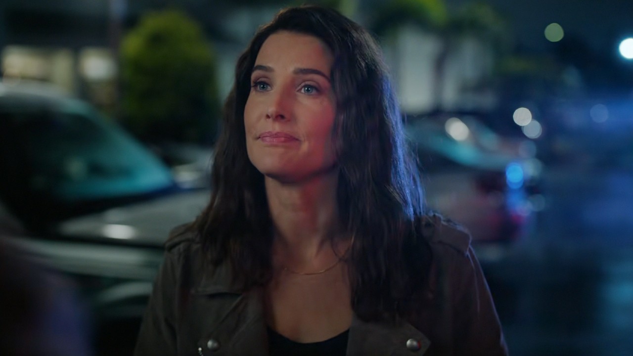 Cobie Smulders in The Lincoln Laywer.