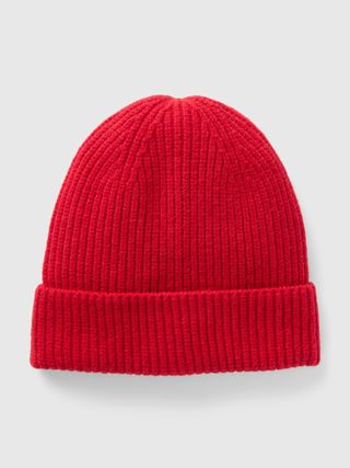 Gap red beanie 