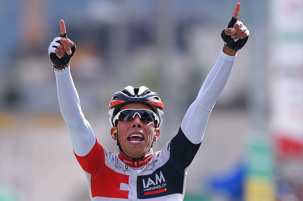 Jarlinson Pantano (IAM Cycling) celebrates winning the final stage at Tour de Suisse