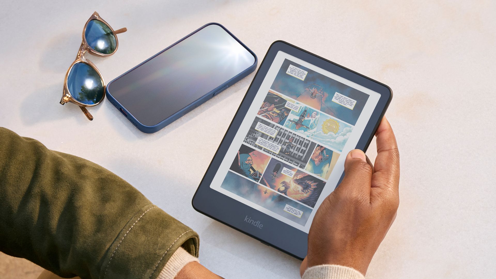 Holding the Kindle Colorsoft