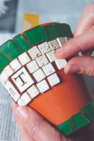 How to make mosaic planters