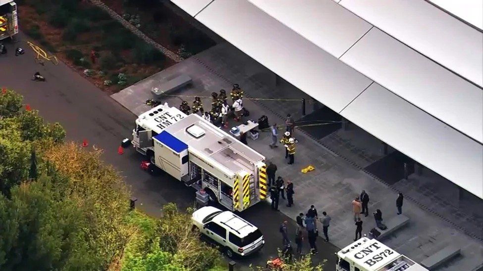 Apple Store Hazmat Situation