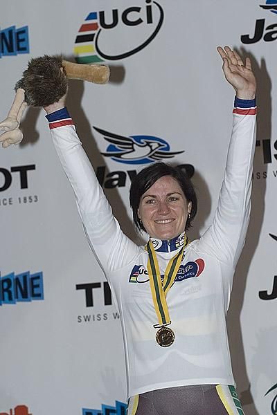 Anna Meares of Australia celebrates her gold medal in the women's 500m time trial.
