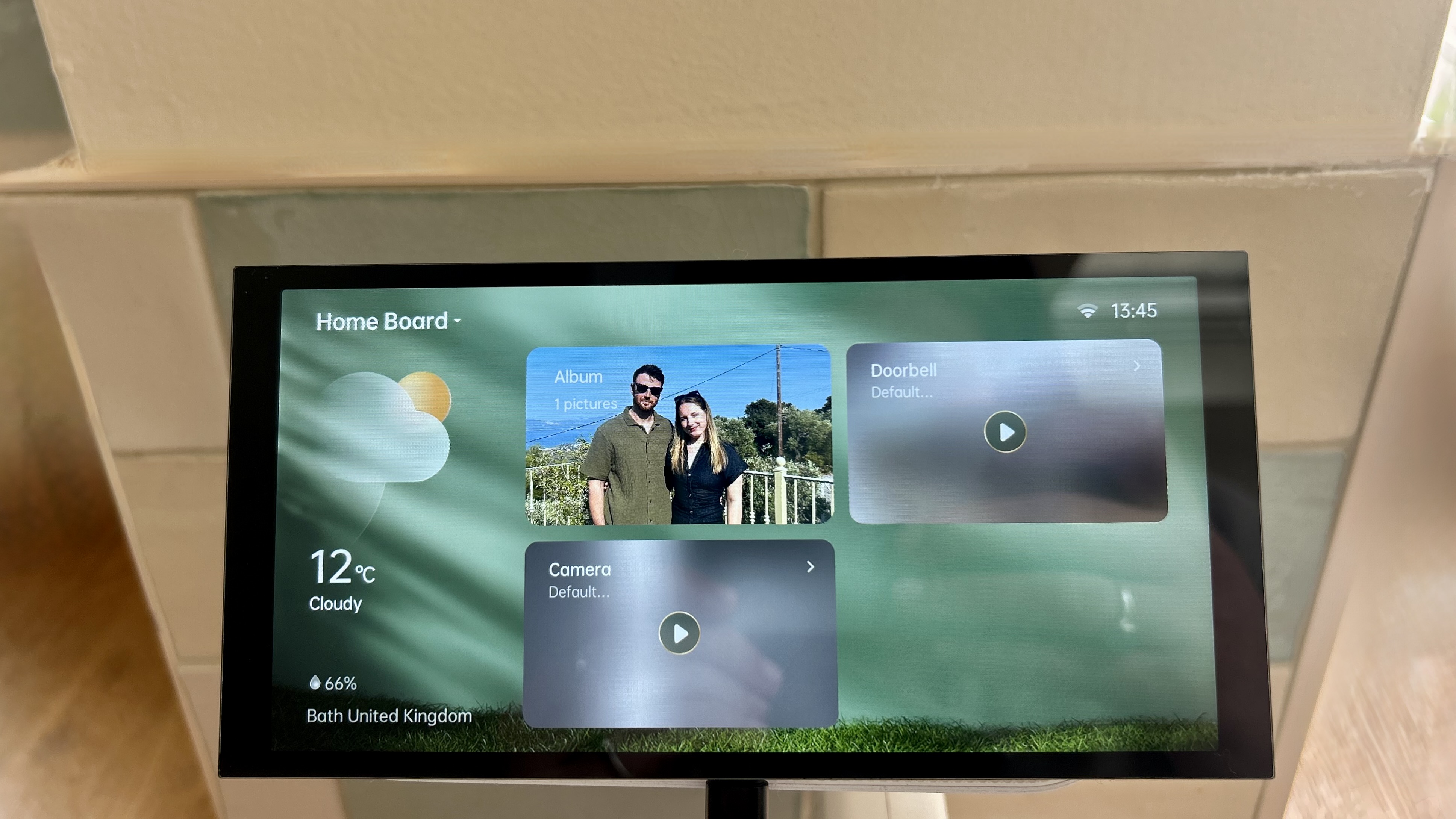 Aqara Panel Hub S1 Plus