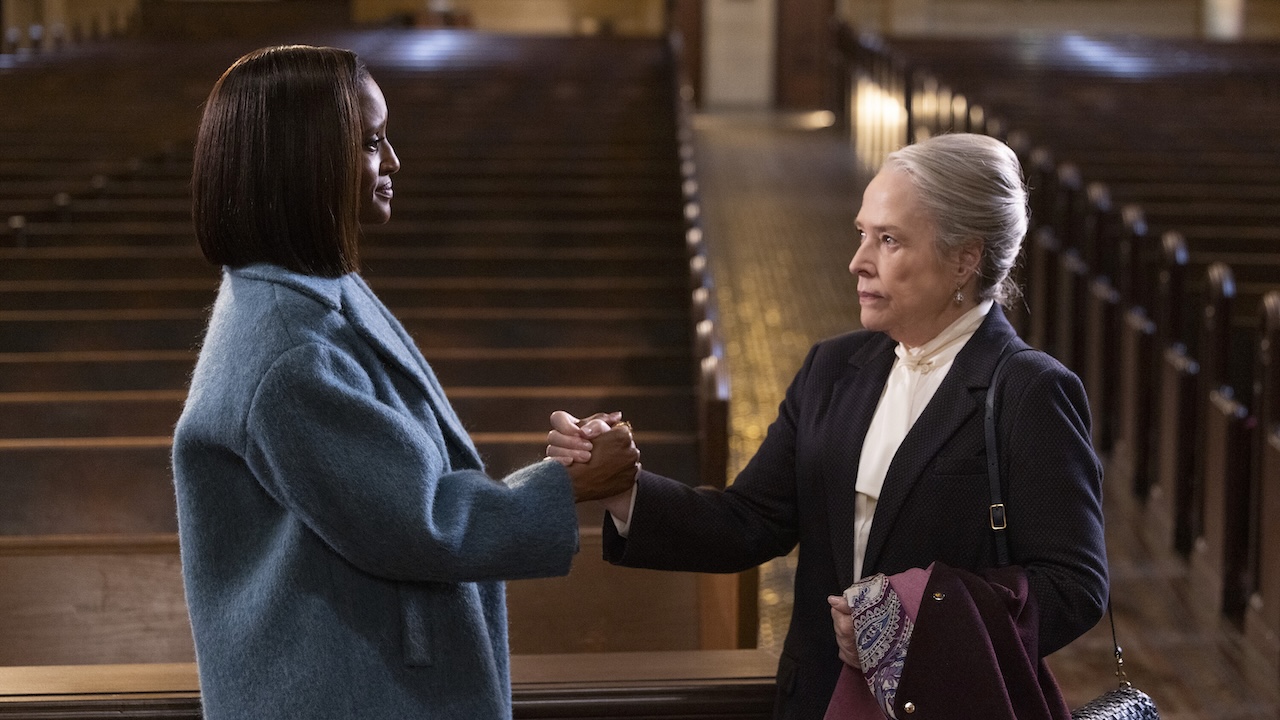 Olympia and Matty shaking hands in Matlock Season 2x06