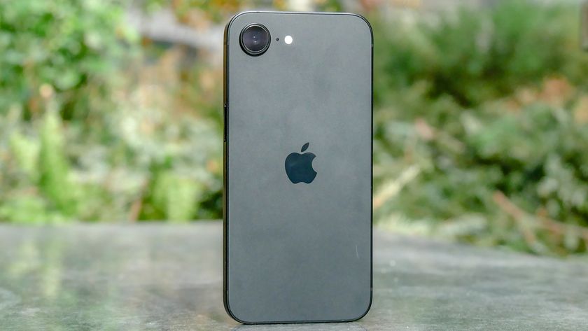 iPhone 16e review.