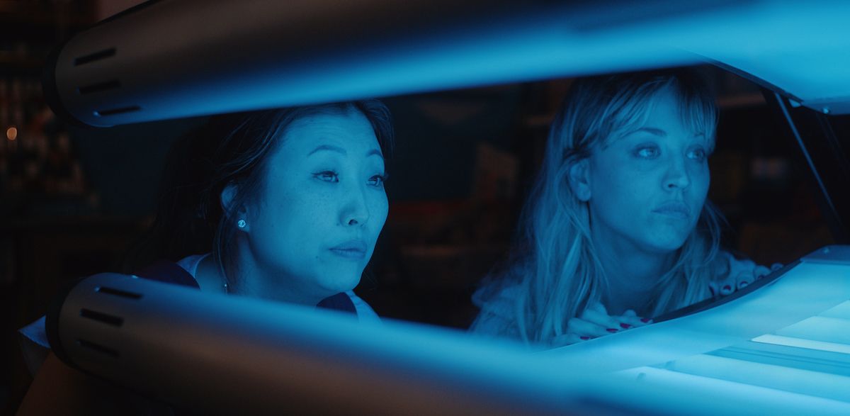 Kaley Cuoco and Deborah S. Craig in Meet Cute