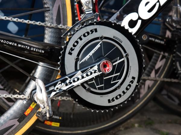 Rotor is best known for its elliptical Q-Rings but Tyler Farrar (Garmin-Cervelo) is using the round version instead.