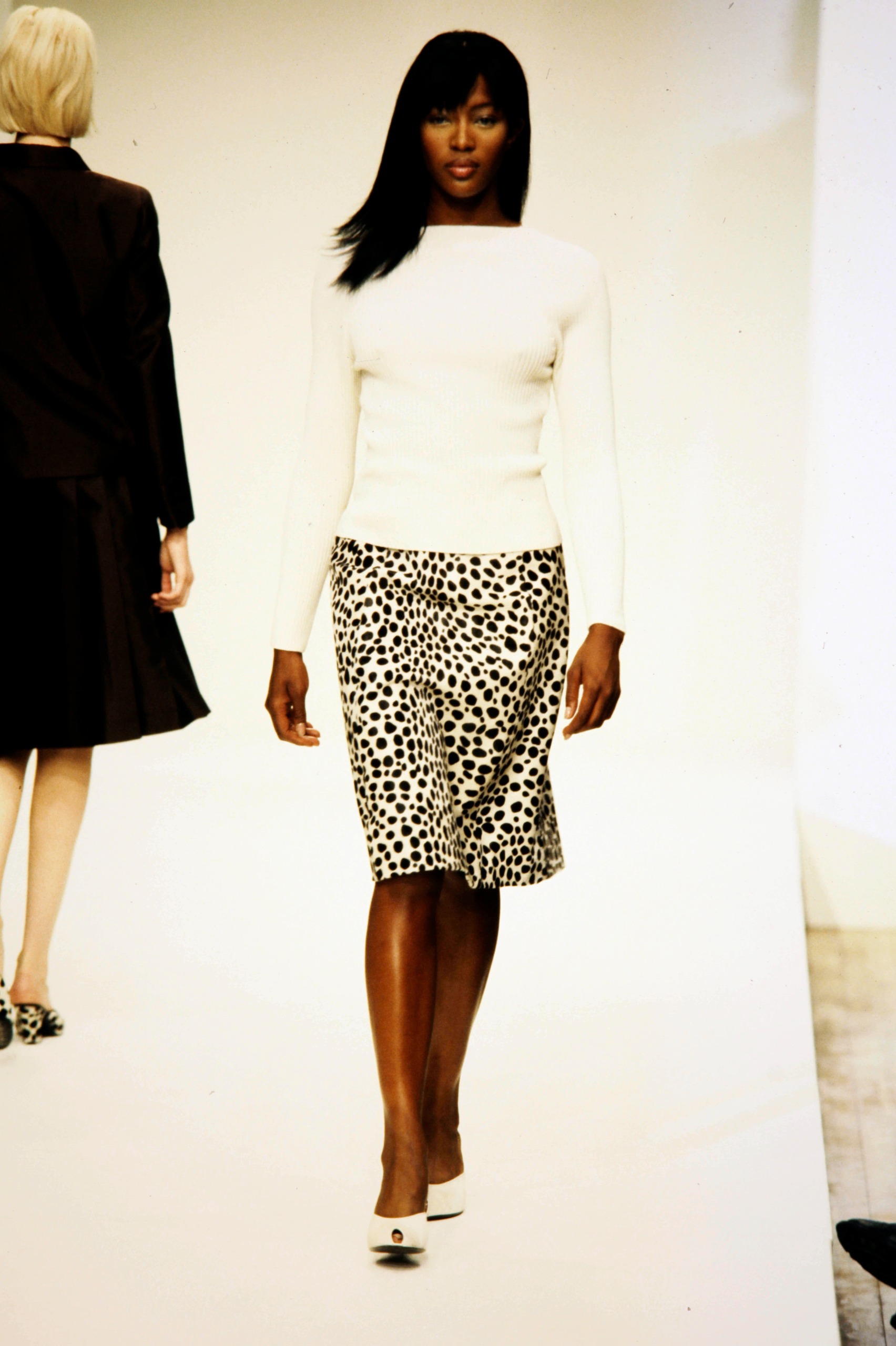 Model Naomi Campbell walks in the Prada Fall 1995 Ready to Wear Runway Show on March 9, 1995, in Milan, Italy.