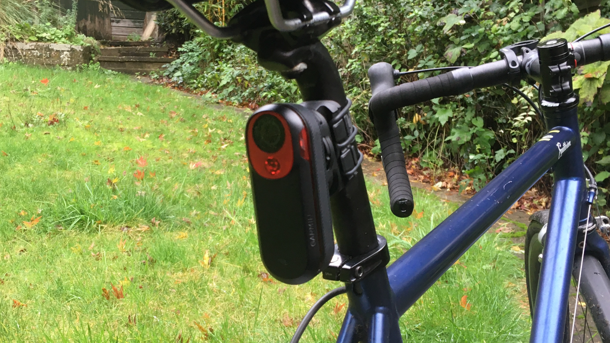 Image shows the Garmin Varia RCT715 mounted on a bike