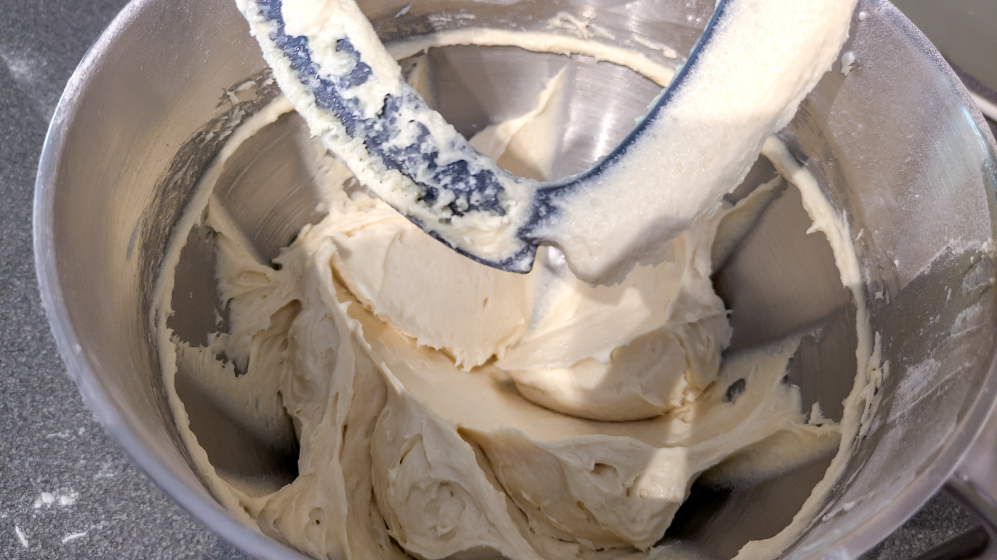 KitchenAid Artisan Plus stand mixer review