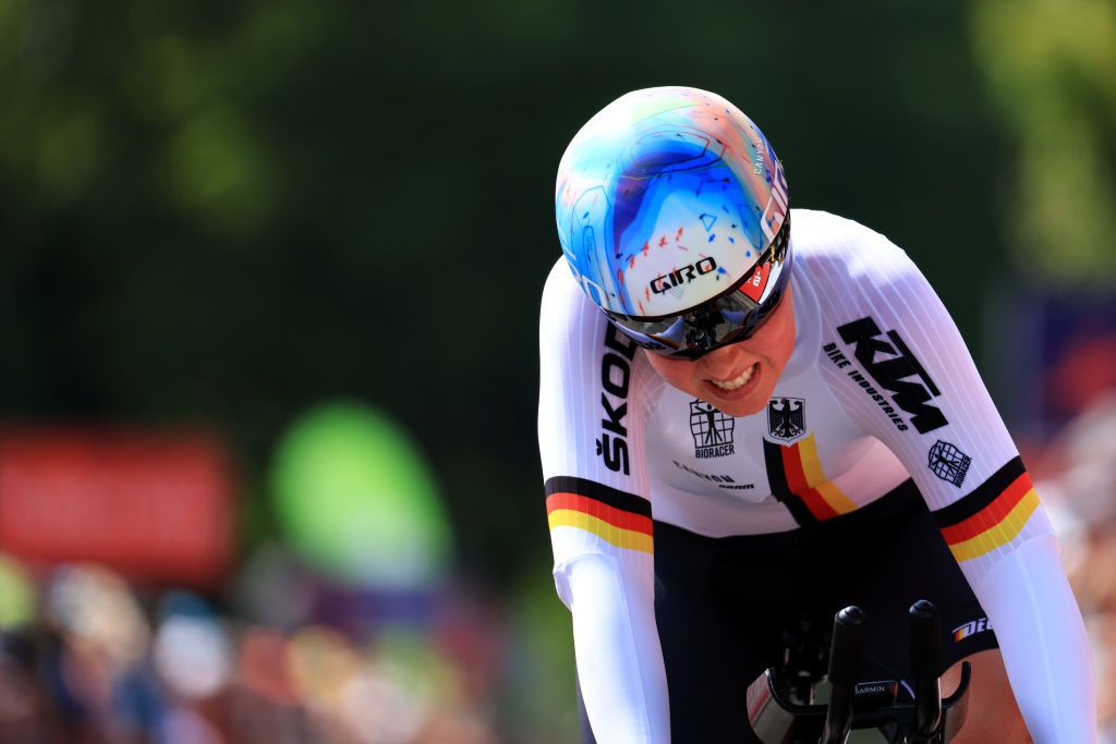 FRSTENFELDBRUCK GERMANY AUGUST 17 Lisa Klein of Germany sprints during the 28th UEC Road Cycling European Championships 2022 Womens Individual Time Trial a 24km one day race from Frstenfeldbruck to Frstenfeldbruck on August 17 2022 in Frstenfeldbruck Germany Photo by Jan HetfleischGetty Images