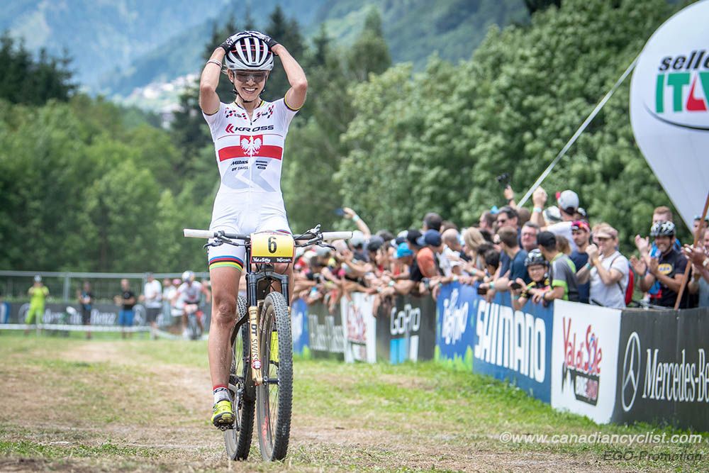 Maja Wloszczowska (Kross Racing Team) winning her first World Cup since 2012