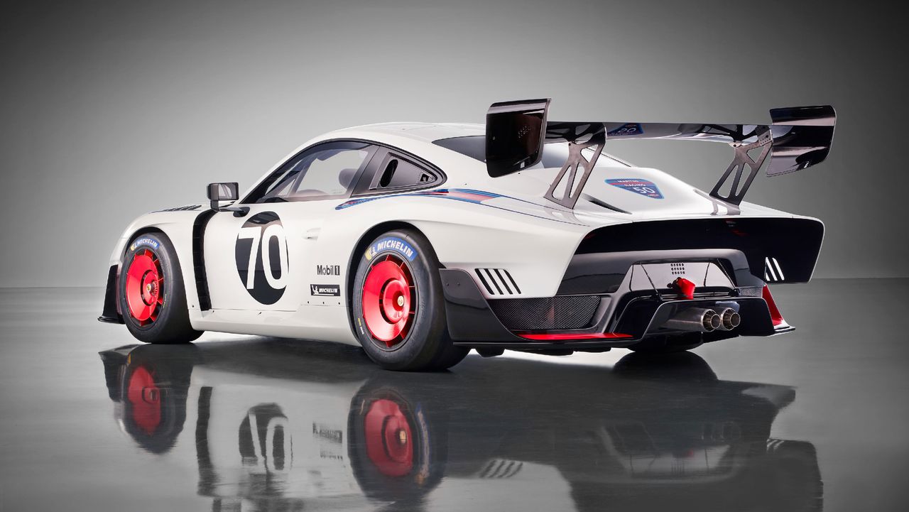 Porsche 935