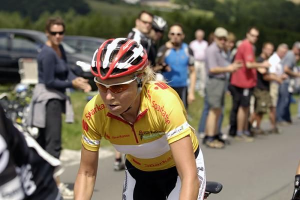 Olga Zabelinskaja (Safi-Pasta Zara) defended her yellow jersey and claimed the overall GC.