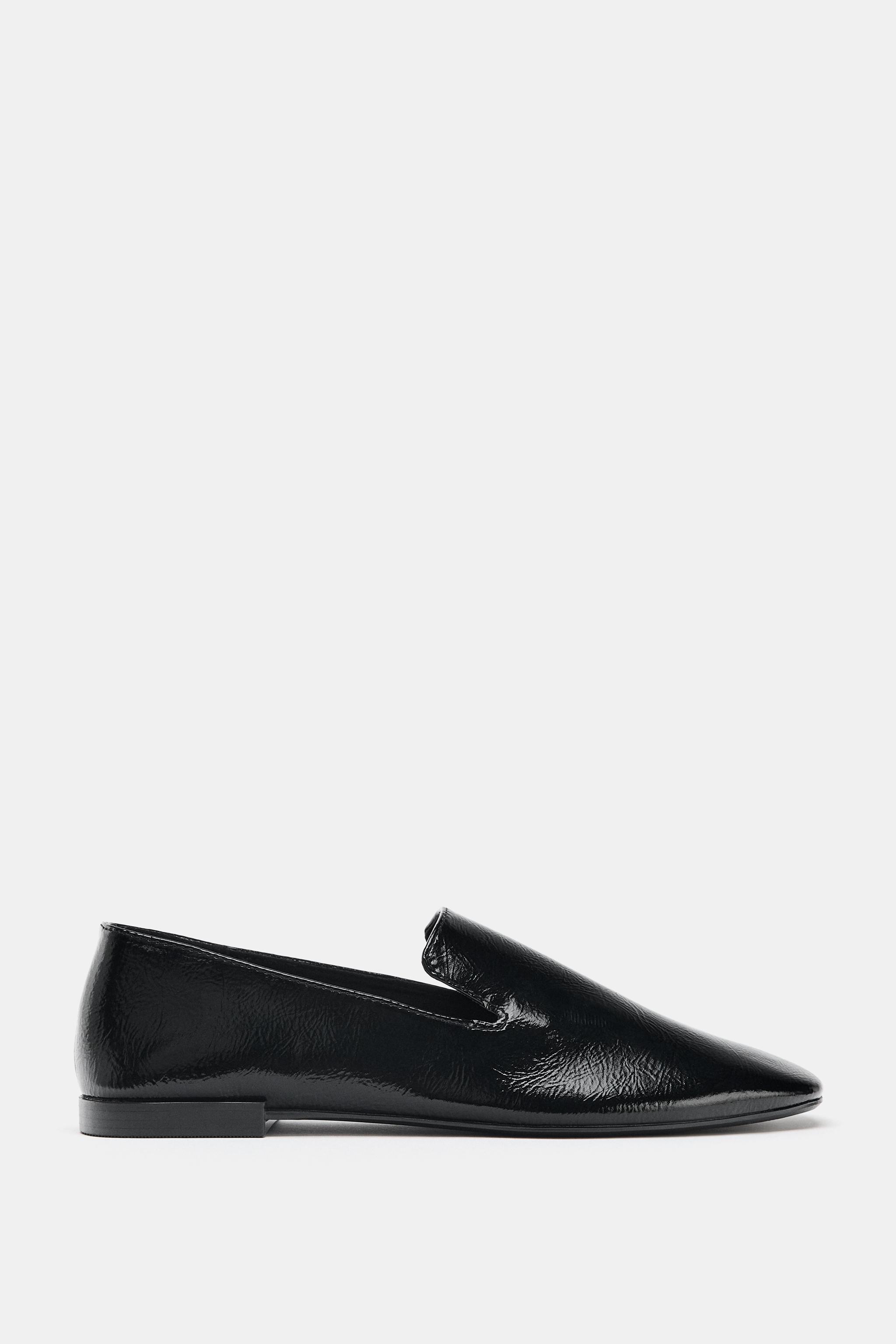 Patent Effect Loafers