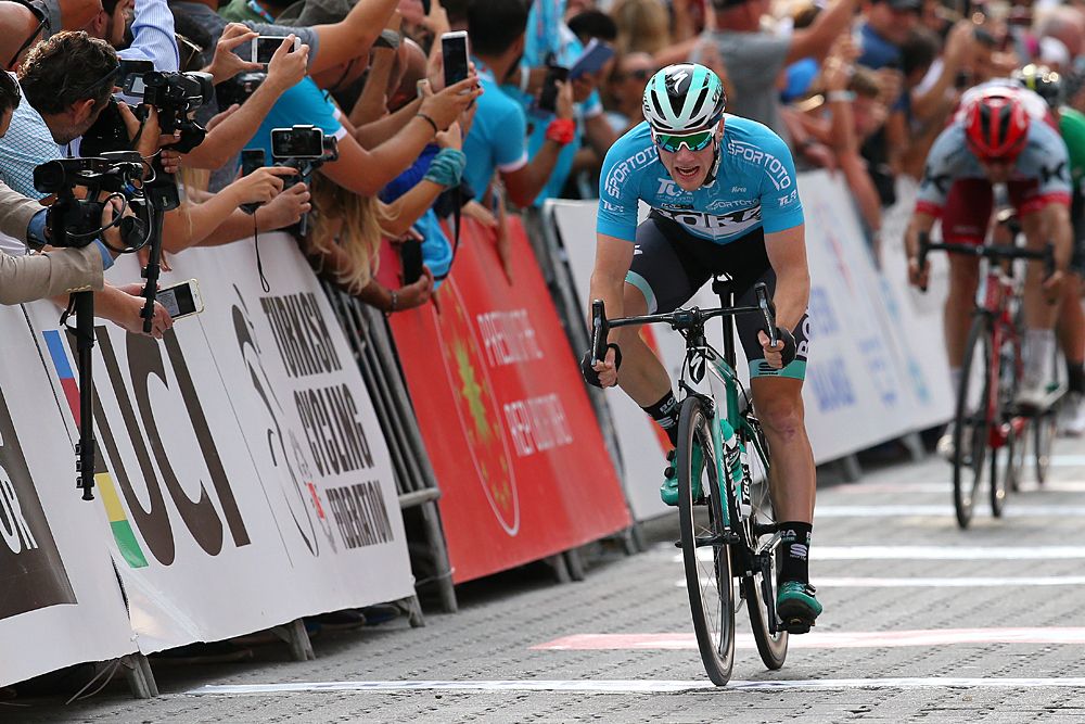 Sam Bennett (Bora-Hansgrohe) won stage 3 at the Tour of Turkey