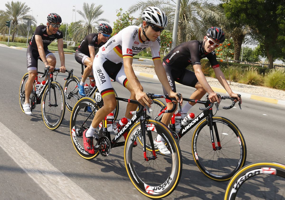 Emanuel Buchmann with his Bora-Argon 18 teammates