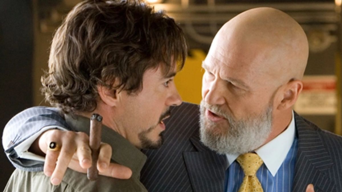 Robert Downey Jr. and Jeff Bridges in Iron Man