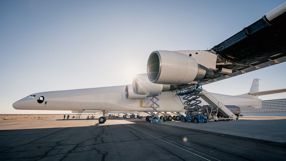 The Stratolaunch plane has the largest wingspan of any aircraft in the world.