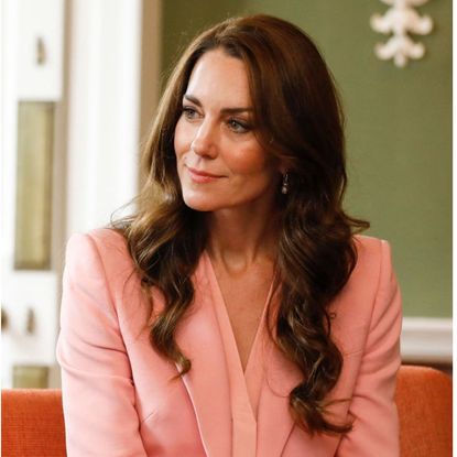 Kate Middleton pink blazer