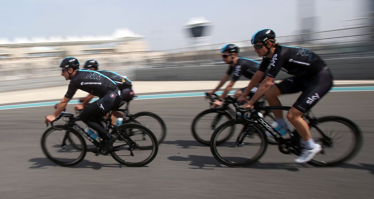 Team Sky will work for Elia Viviani in the sprints