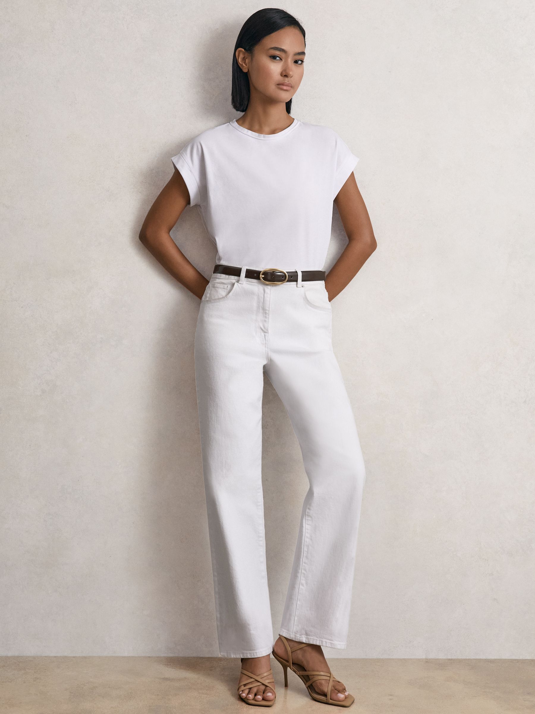 Petite Mid-Rise Straight-Leg Jeans in White