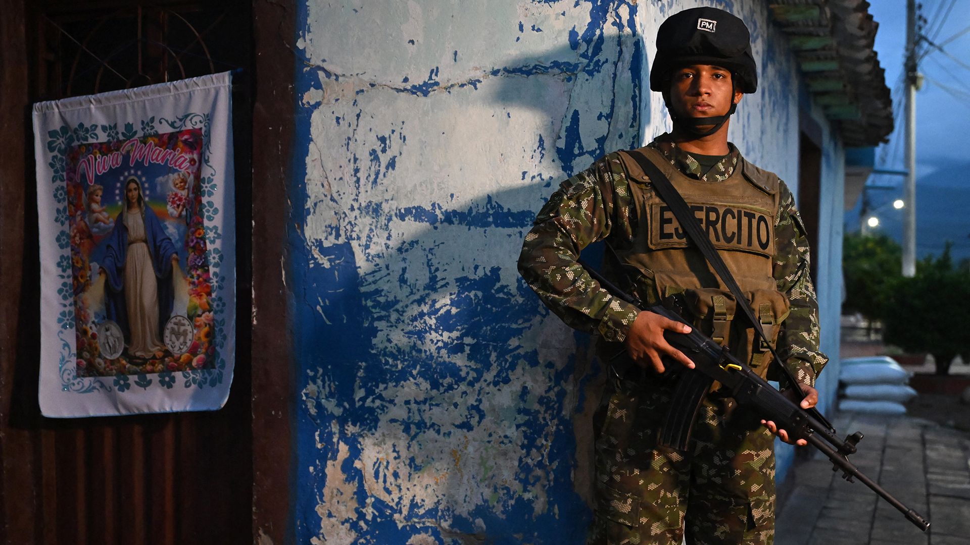 
                                A Colombian soldier patrols the streets of Cúcuta on the Colombia-Venezuela border amid heightened tensions in the region
                            