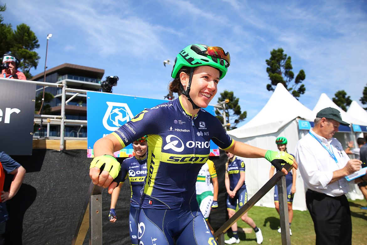 Amanda Spratt (Orica-Scott) walking to sign on